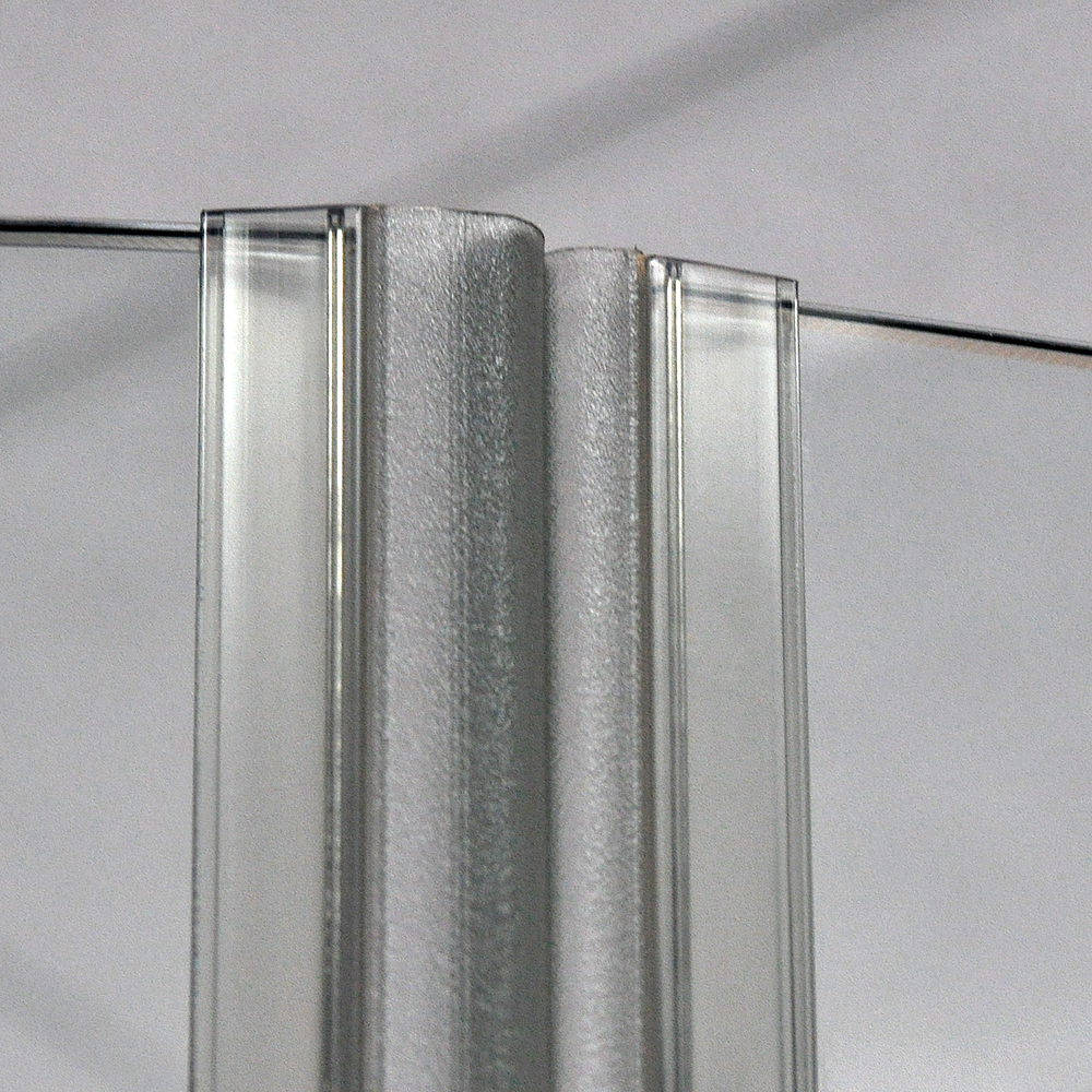 Precizní magnetické těsnění sprchových dveří