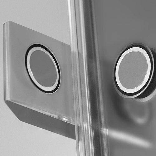 Upevnění kování v povrchové úpravě Brillant